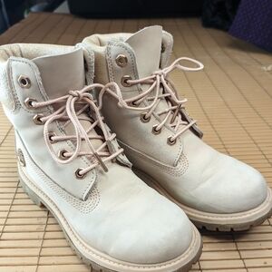 Timberland "Nellie" Waterproof Chukka Women's Size 6.5M light bubblegum Pink Nub